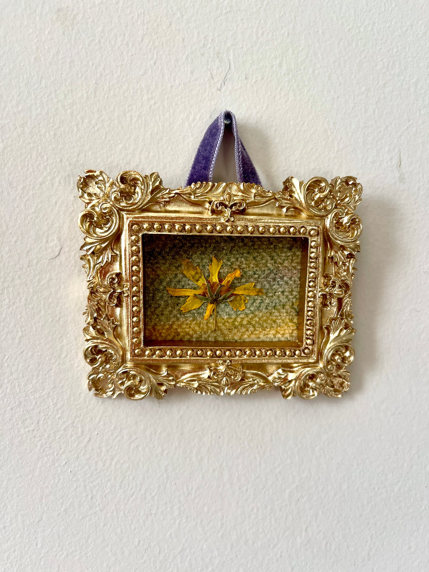 Gold Mini Wildflower A